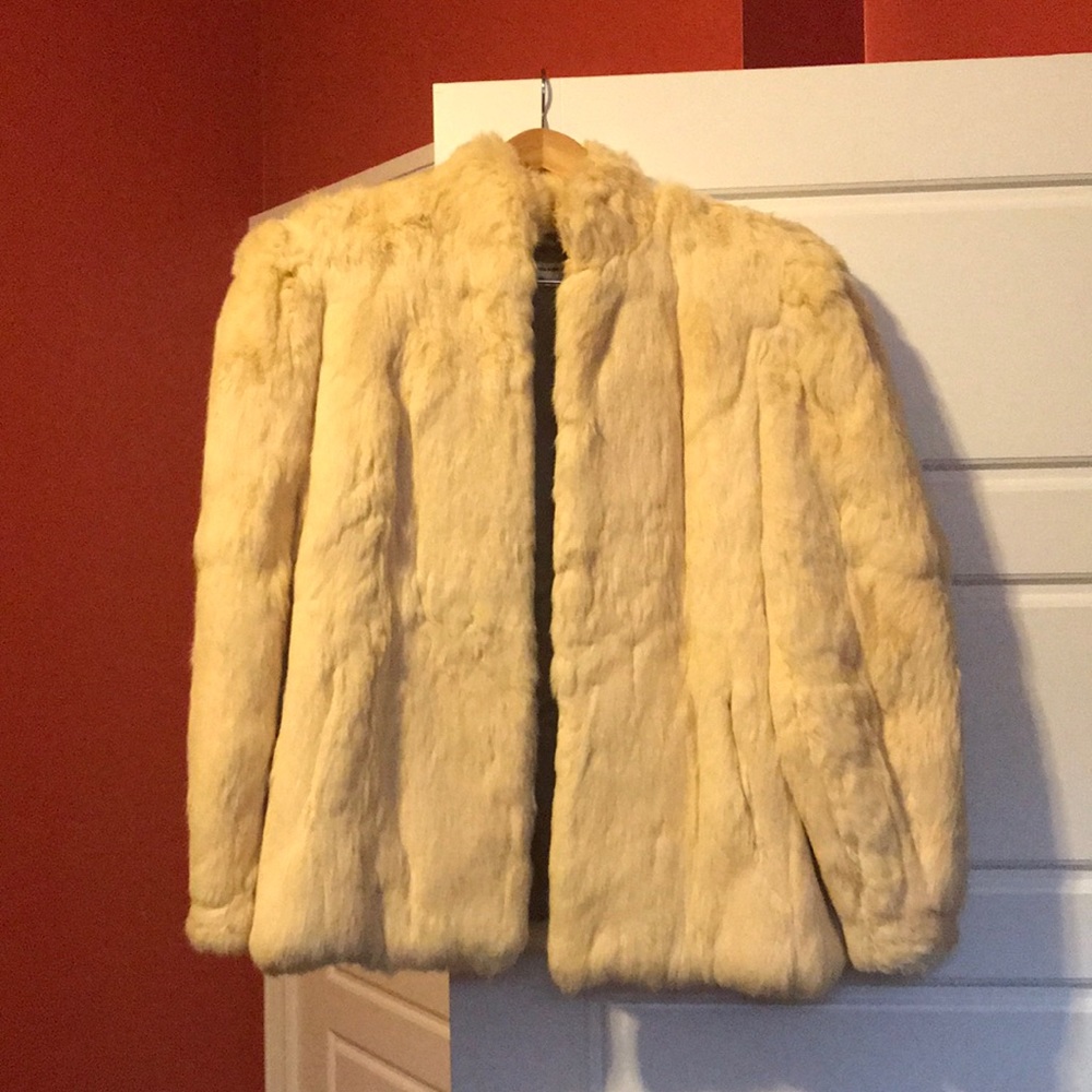 SOLD Retro Chic Cream Fur Coat Ladies Sz M